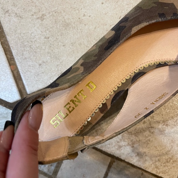 Anthropologie Silent D Camo Sling Back Pointed Toe Low Block Heel Sandals - Picture 3 of 8